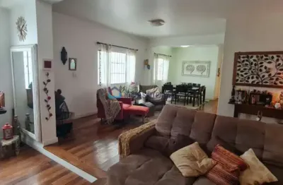 Casa com 5 quartos à venda na Rua Cristóvão Pereira, --, Campo Belo, São Paulo