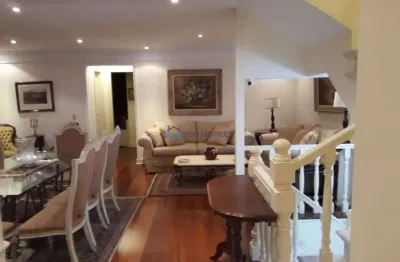 Metrô são judas -duplex 200m²  4 dormitórios e 4 vagas