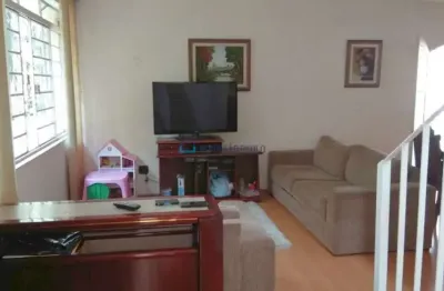 Sobrado amplo na vila mariana, com 3 dormitórios, 2 salas e 5 vagas de garagem!