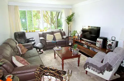 Apartamento à venda na vila mariana com 3 quartos e 2 vagas de garagem.