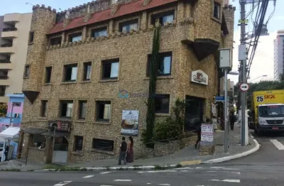 Casa comercial com 2 salas à venda na Rua Apeninos, --, Paraíso, São Paulo