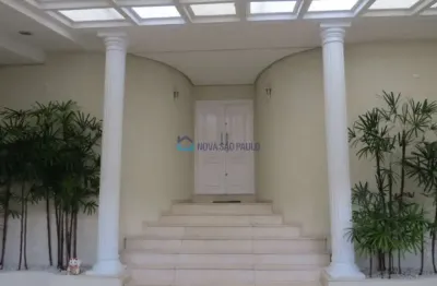 Casa à venda no planalto paulista com  4 quartos suítes e 4 vagas de garagem..