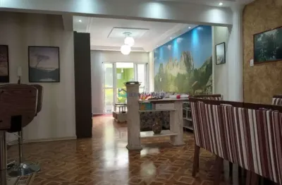 Apartamento reformado 107m², 2 dormitórios, com terraço