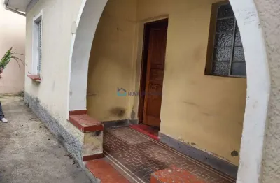 Casa térrea à venda na saúde - 2 dormitórios e 1 vaga.