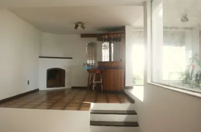 Sobrado no brooklin paulista, 328m² de área util, 4 quartos, 4 suítes, 3 vagas