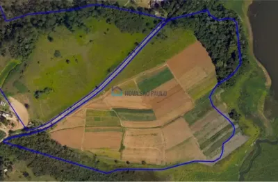 Sitio guarapiranga, área rural com uns 370.000m² com uma parte arrendada