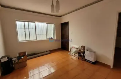 Casa térrea, 2 dormitórios, 2 vagas ! prox metrô são judas