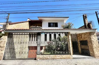 Sobrado tríplex 408m²,impecável,4dts,suite,closet, 8 vagas! 450m, 5 min a pé metrô imigrantes