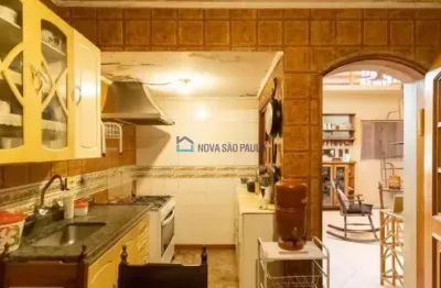 Casa grande  vila mariana 240m2 - 5 dormitórios, 1 suíte, 1 vaga em rua tranquila