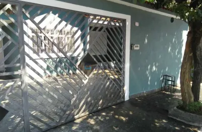 Casa térrea à venda no moinho velho imediações do metrô sacomã.