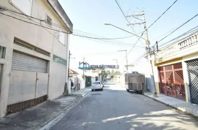 Galpão com 2 apartamentos /escritórios ! 15 min (1.200m) a pé ao metrô alto ipiranga