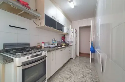 Apartamento com sol da tarde, amplo próximo ao metrô conceição!