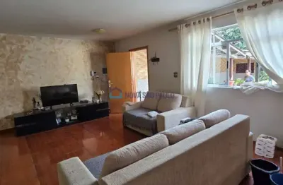 Sobrado em vila mariana . 05 dormitórios . 04 banheiros . 06 vagas . 310m2