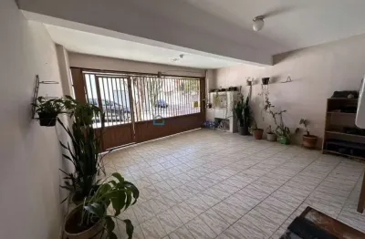 Casa térrea com 2 dormitórios próximo ao metrô são judas