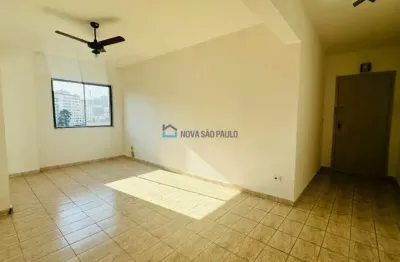 Apartamento com 72m², com 1 vaga de garagem  - aclimação - metrô vergueiro.