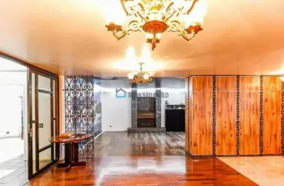 Venda. brooklin. sobrado com 415m². 4 quartos. 2 suítes. 6 vagas.