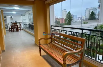 Amplo apartamento de 04 dormitórios 03 suíte e 3 vagas de garagem a 200 metros do metrô