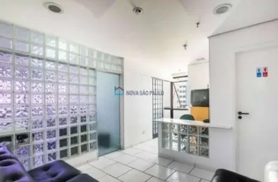 Vende sala comercial 1 sala 35 m² 2 banheiros 1 vaga de garagem