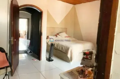 Sobrado rua caetano de oliveira ? jardim da glória, são paulo: suítes, varanda e subsolo versátil