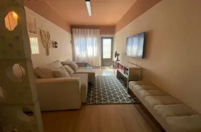 Casa térrea com 3 quartos e 2 vagas no jardim da saúde