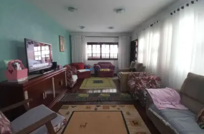 Casa com 6 quartos à venda na Rua dos Buritis, --, Jardim Oriental, São Paulo