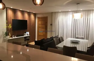 Casa à venda no planalto paulista com 3 quartos e 1 vaga de garagem.