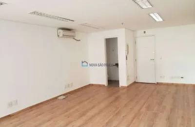 Conjunto comercial à venda na vila clementino ao lado da estação  shopping/ metrô santa cruz.