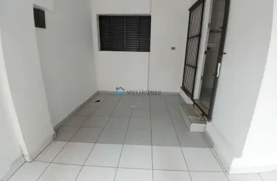 Casa térrea à venda na vila das mercês com 3 quartos e 1 vaga de garagem.