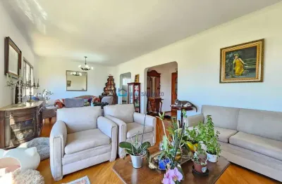 Apartamento á venda , 140m2 ,3 dormitórios ,1vaga,  aclimação