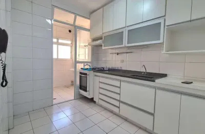 Apartamento de frente, andar mediano, perto do metrô conceição com 2 vagas de garagem! oportunidade!