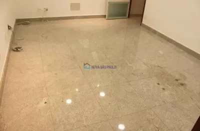 Sala comercial com 1 sala à venda na Rua Araguari, --, Moema, São Paulo