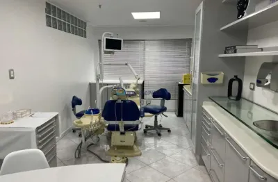 Sala comercial com 4 salas à venda na Rua Artur de Azevedo, --, Pinheiros, São Paulo