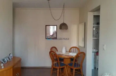 Apartamento cursino, próximo a escolas, bancos, supermercados, posto policial, sacolões.