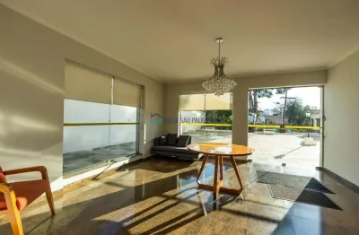 Apartamento  de 200 m², com 3 dormitórios, 1 suíte, 3 vagas de garagem