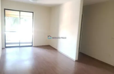 Apartamento à venda na saúde com 2 quartos e 2 vagas de garagem.