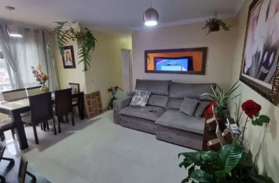 Apartamento 3 dormitórios andar alto, varanda e lazer!4 opções de metrô/shop plaza sul