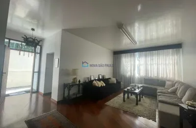 Sobrado à venda no planalto paulista, 720m², 3 quartos e área de lazer