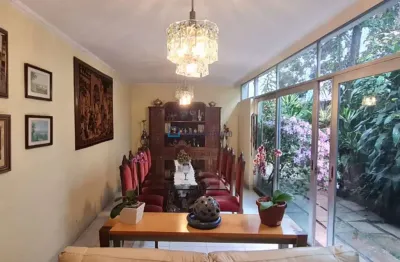 Sobrado 420m² - 4 dormitórios, 1 suíte -  indianópolis