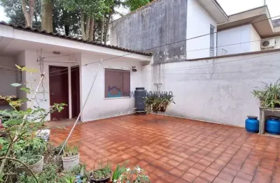 Sobrado à Venda com 3 Quartos, 2 Vagas + Edícula, 202 m² (CIDADE VARGAS)