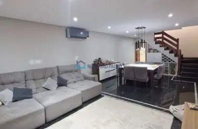 Sobrado com espaço gourmet| 4 vagas| bairro campo grande