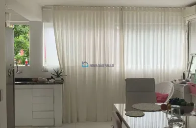 Sala comercial cupecê, vaga, próximo a supermercados, escolas, bancos, poupa tempo, terminal ônibus.
