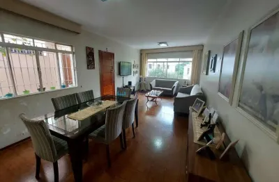 Casa à venda na vila mariana com 2 quartos e 2 vagas de garagem.