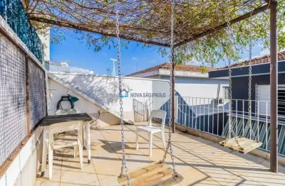 Sobrado bosque da saúde. 3 dormitórios, edícula, quintal, 2 vagas, 175m²