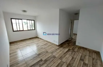 Apartamento a venda na vila santo estéfano com 02 dormitórios