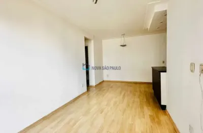 Apartamento cambuci. suíte. lazer completo em frente ao marista