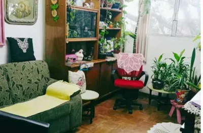 Apartamento com 52 metros,  2 dormitórios, 1 banheiro, 1 vaga fixa e coberta, lazer com piscina, pla