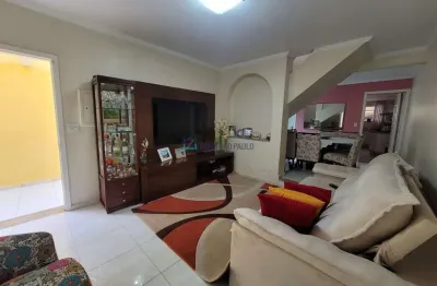 Sobrado a venda no Planalto Paulista - 550 metros do metrô Saúde