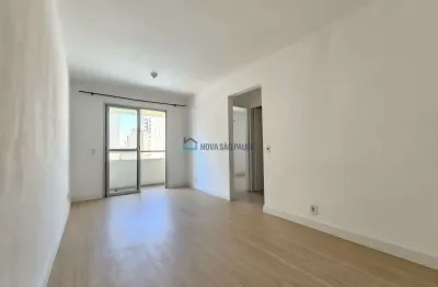 Apartamento á venda 50m2  , 2 dormitório , 1 vaga , próximo metrô são judas