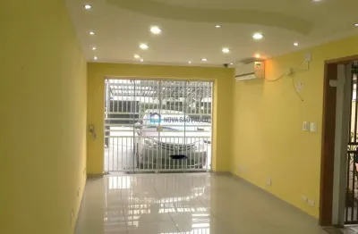 Sobrado residencial e comercial ao lado do metrô são judas.