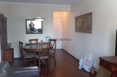Apartamento 2 dormitórios, 2 vagas a 550m do metrô praça da árvore